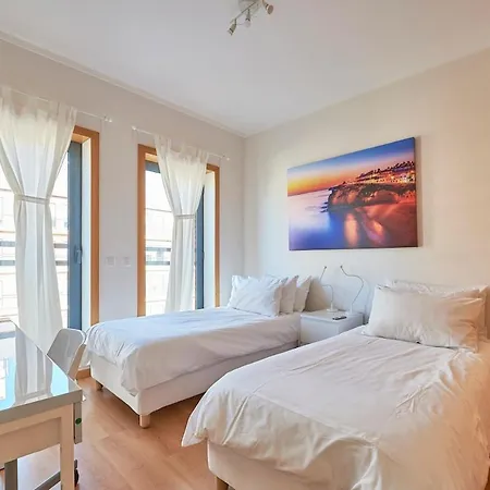 Apartment Marina Village Oceanside W Pool Olhão