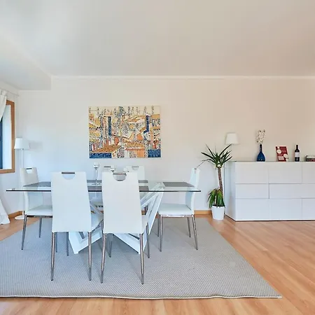 Marina Village Oceanside W Pool *