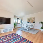 Marina Village Oceanside W Pool Olhao